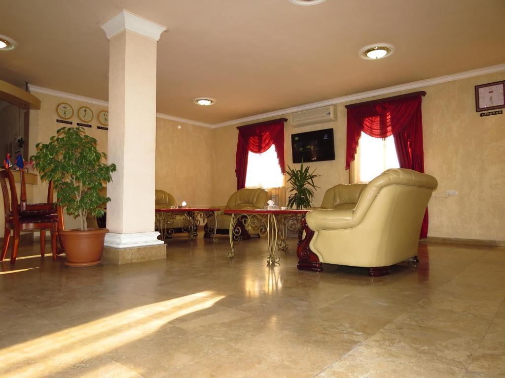 White House Hotel Erivan Dış mekan fotoğraf